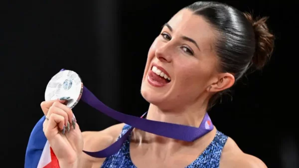 Amy Hunt Seals Stunning 200m Silver for Great Britain