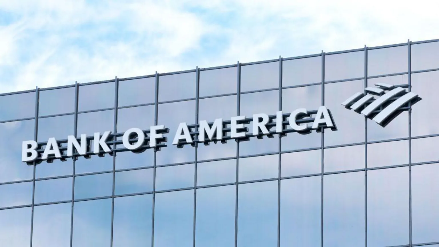 Belfast Set for Jobs Boom as US Banks Announce Major Investment