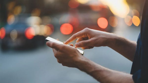 Meta to Offer Ad-Free Facebook and Instagram Subscriptions in the UK
