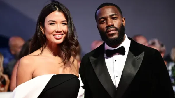 Mo Gilligan Engaged to Pregnant Girlfriend Taia Tulher