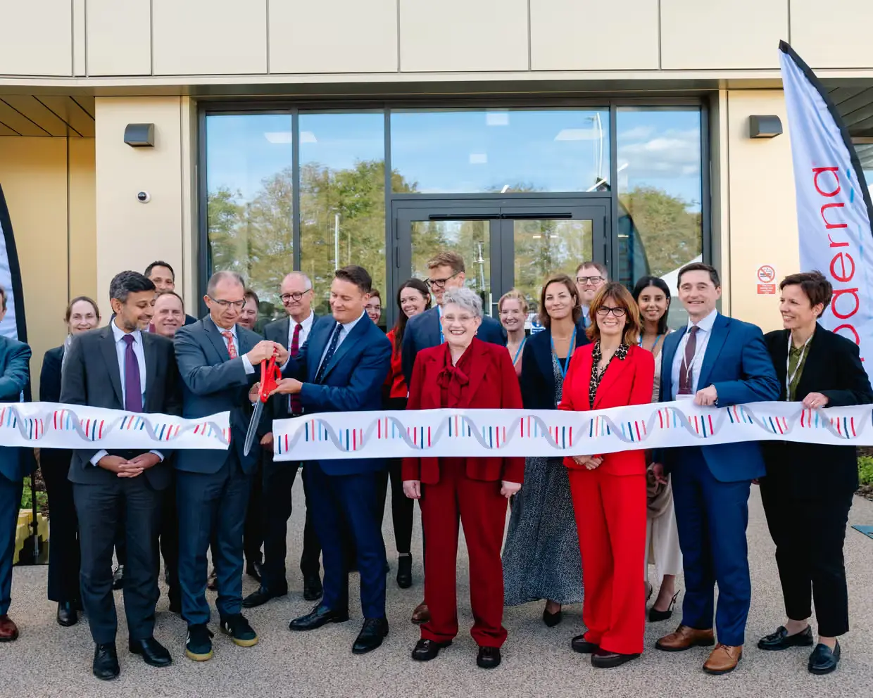 Moderna Opens £150m Oxfordshire Facility