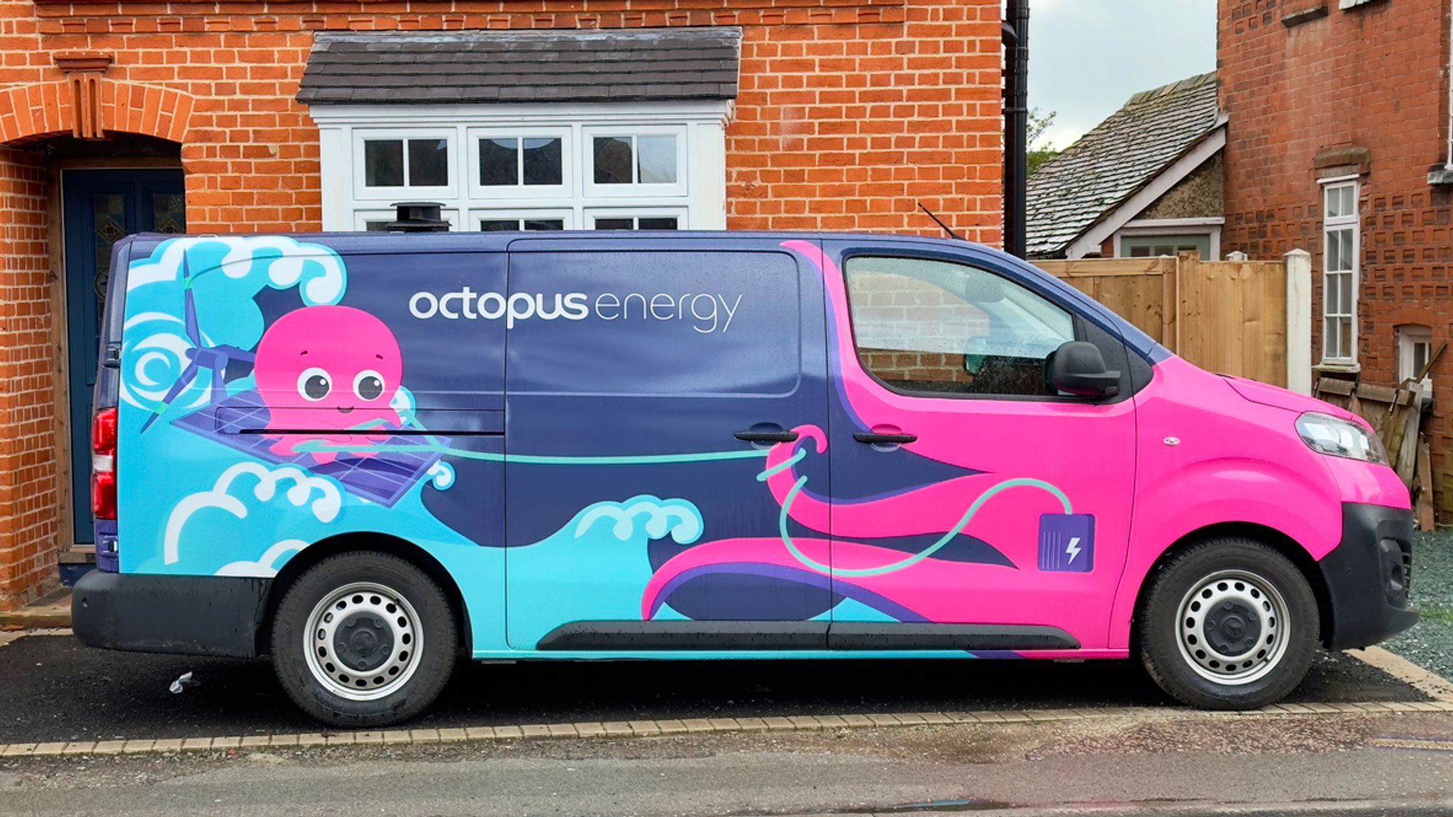 Octopus Energy Picks Goldman for $10bn Kraken Sale