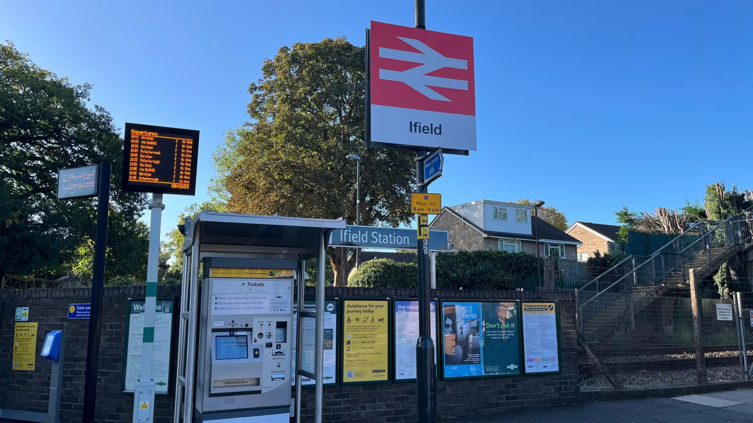 One in 10 Trains Cancelled at Ifield