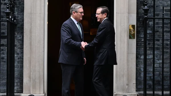 Starmer and Herzog in ‘Tough’ Meeting Over Gaza