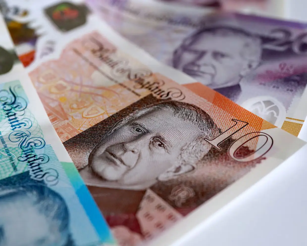 UK Pension Savers Warned Against Withdrawing Cash Amid Budget Rumours