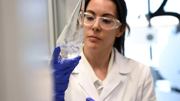UK Risks Losing Pharma Investment After Merck’s £1bn Exit