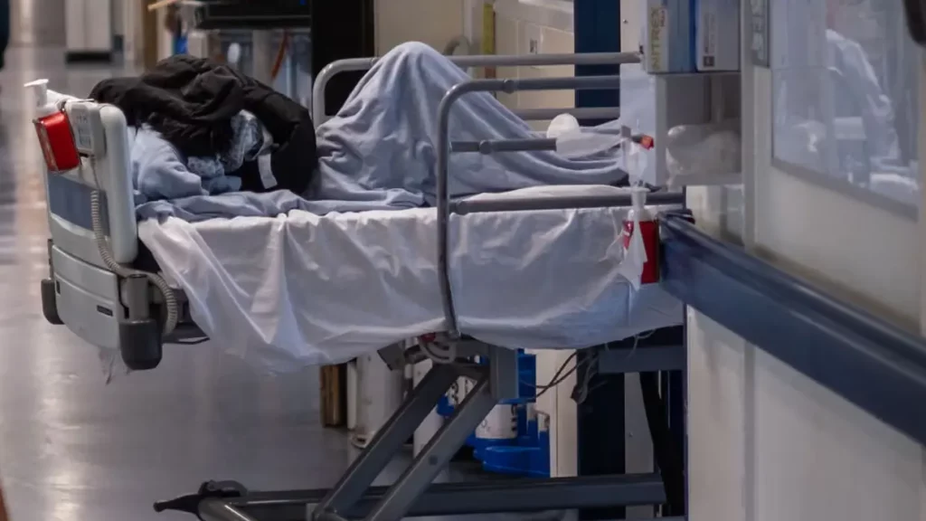 A&E crisis older patients Age UK report 2025